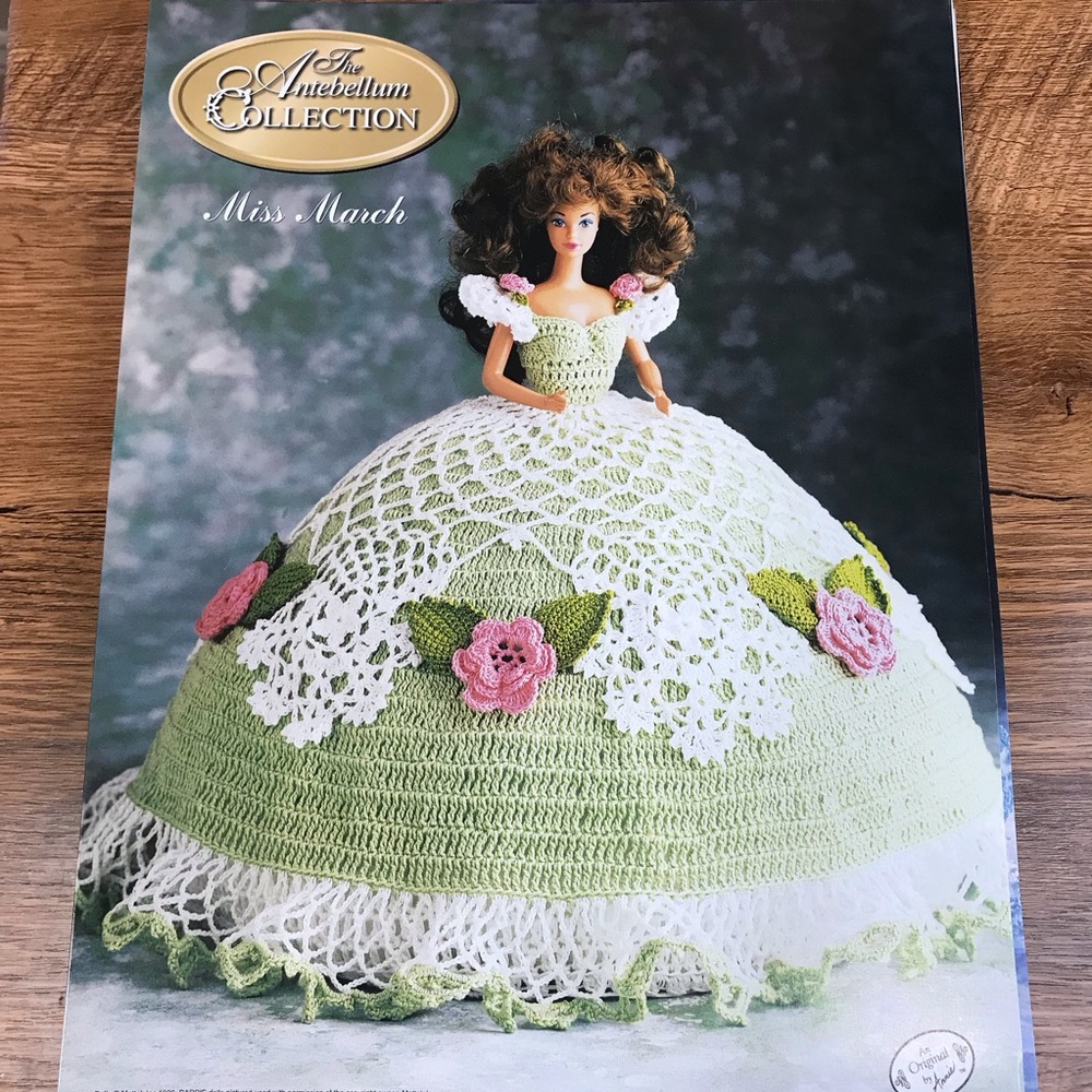 Doll crochet dress pattern